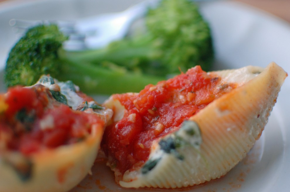 Stuffed shells with ricotta, spinach, and sausage