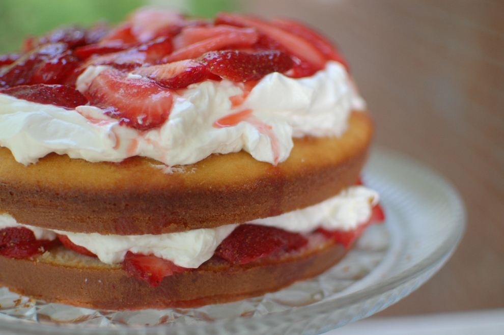 Strawberry Cream Cake